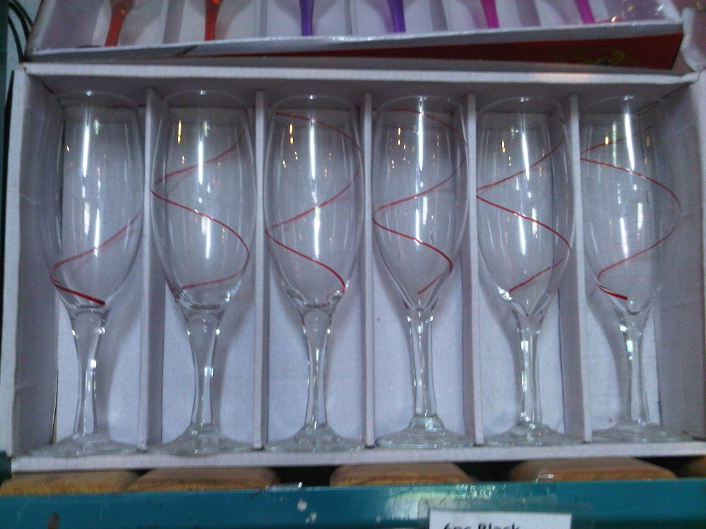 6 pc Champaigne glasses